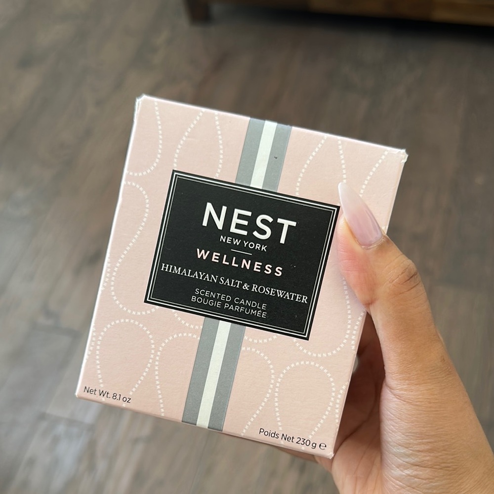 Nest New York Himalayan Salt & Rosewater Candle